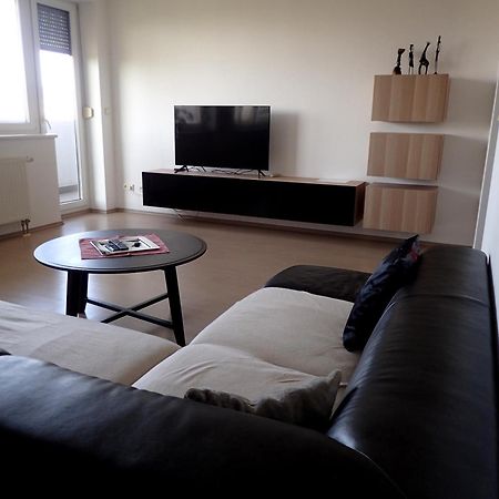 Marguerite Apartment - Parking Including Bratislava Exterior foto