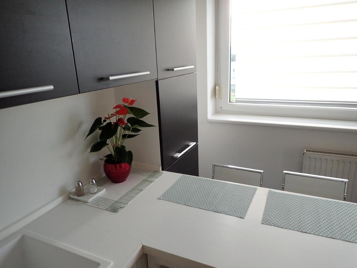Marguerite Apartment - Parking Including Bratislava Exterior foto